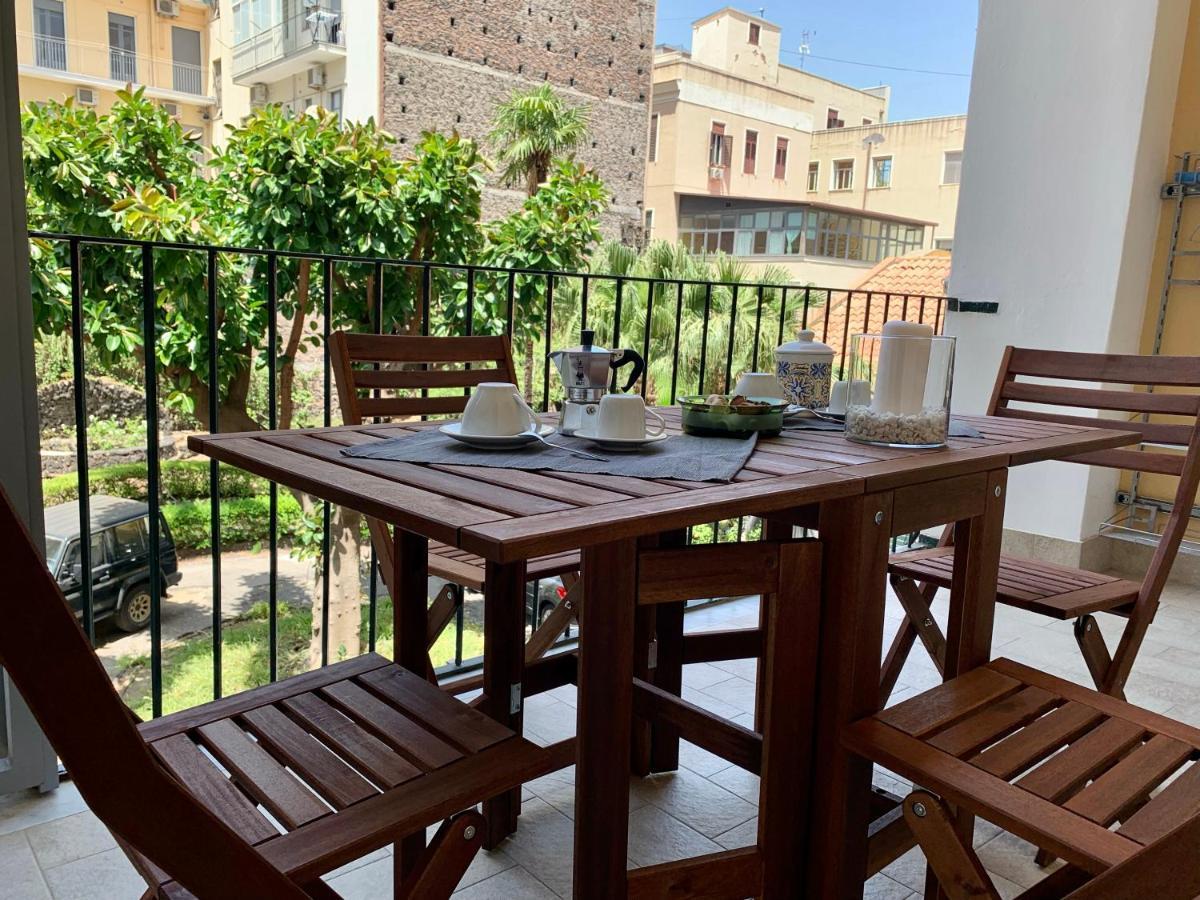 Vittorio Emanuele House Apartamento Catânia Exterior foto